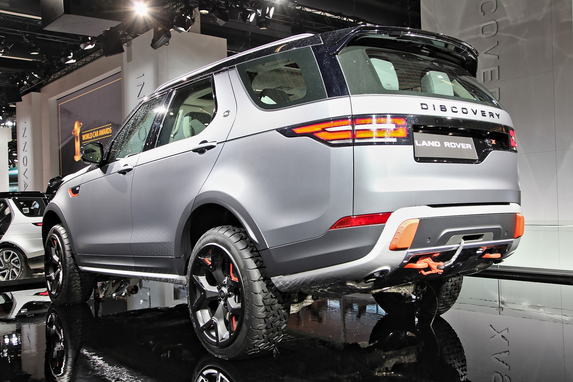 ​Компания Land Rover закрыла проект модели Discovery SVX