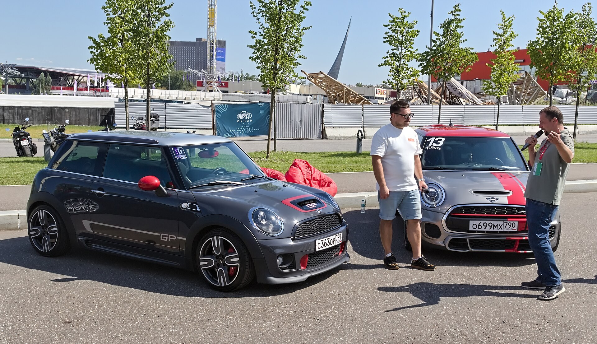 Компания MINI повысила рублёвые цены на все модели, кроме спортивных