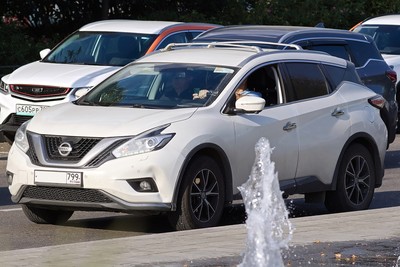 В Барселоне стартовал серийный выпуск второй «чисто электрической» модели Nissan