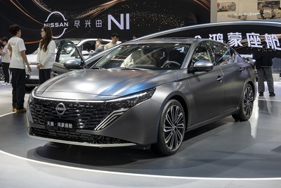 Рестайлинговый Nissan Teana  начал поступать российским автодилерам
