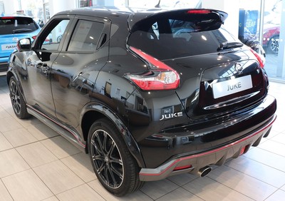 В России открыт прием заказов на экстремальную версию Nissan Juke NISMO RS (видео)