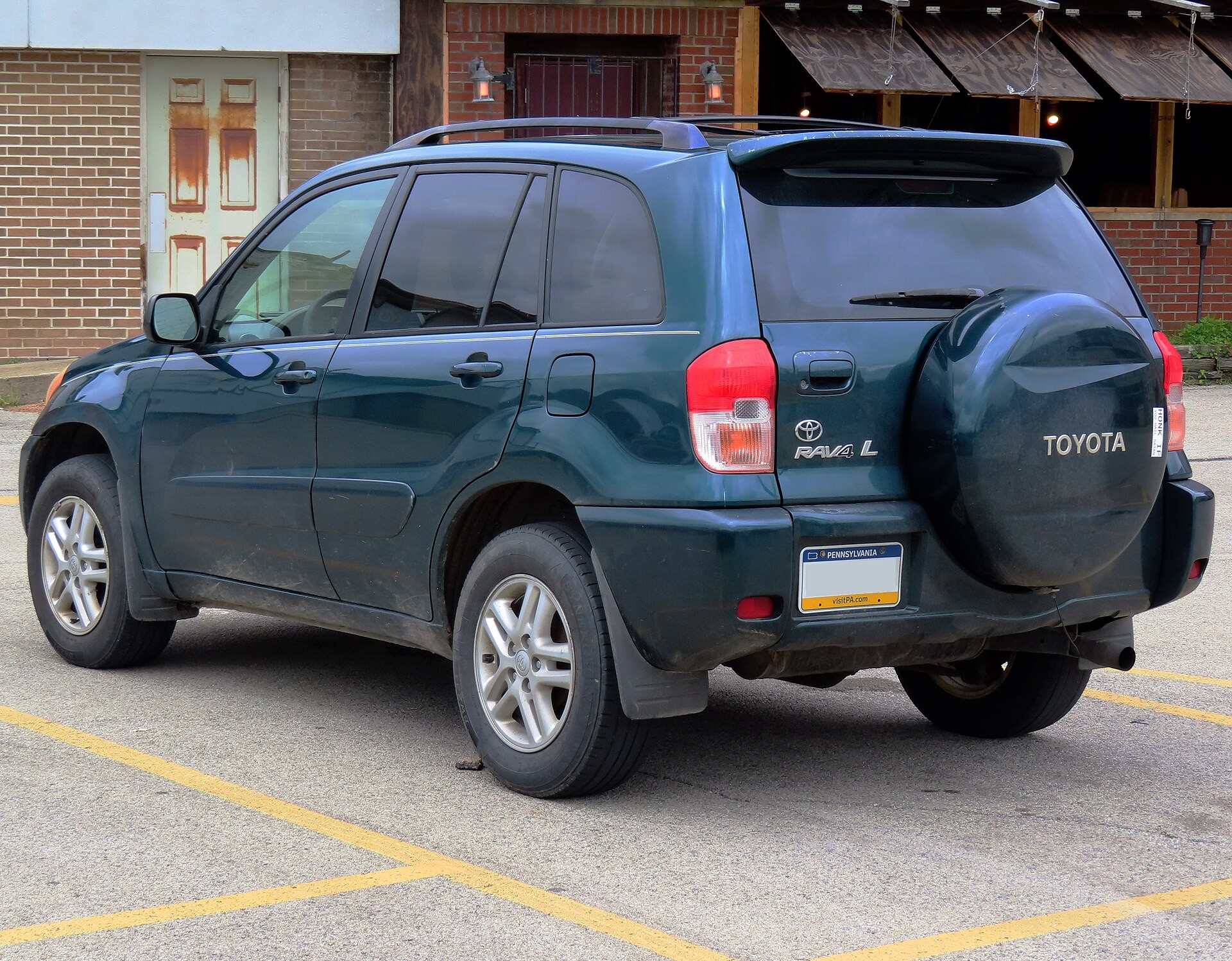 Toyota RAV4 отметит своё 20-летие на Женевском автосалоне в марте 2014 года (видео)