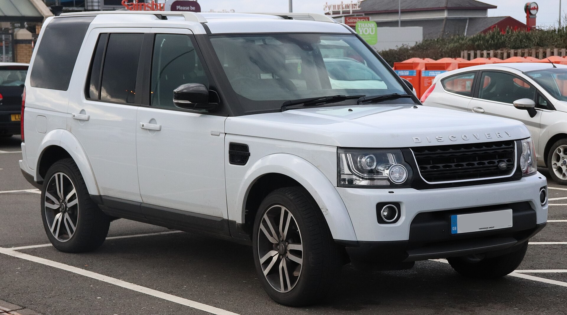 Land Rover представил специальную версию Landmark, выпущенную в честь 30‑летия модели Discovery