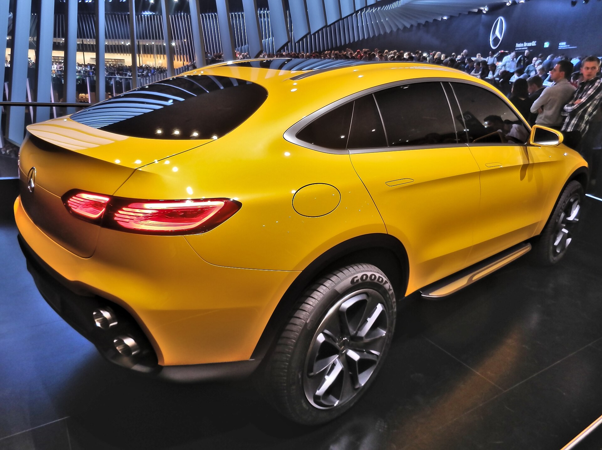 ​Mercedes-Benz назвал свои экспонаты на Московском международном автомобильном салоне 2016