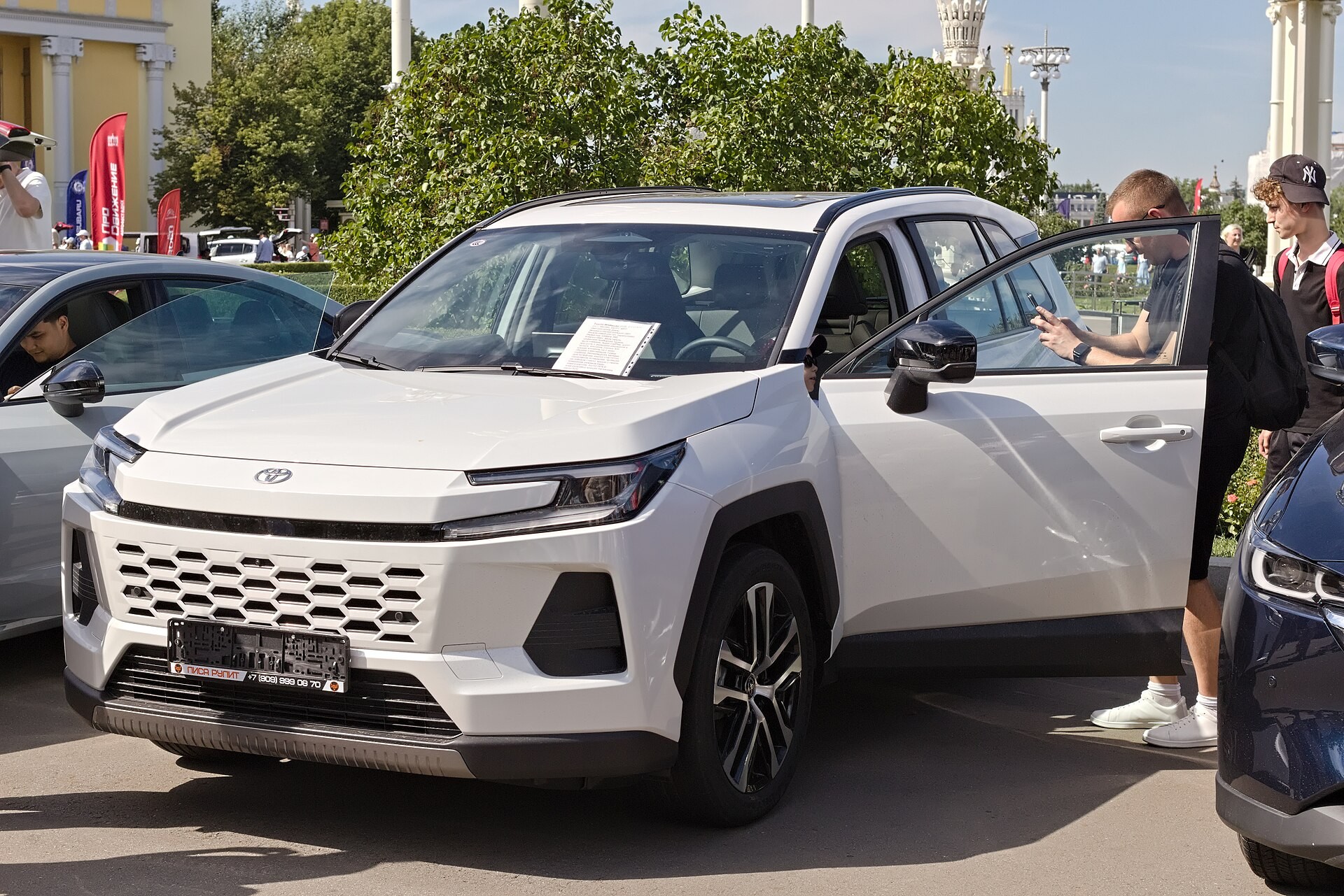 Toyota возглавила рейтинг самых «зеленых» автопроизводителей планеты 