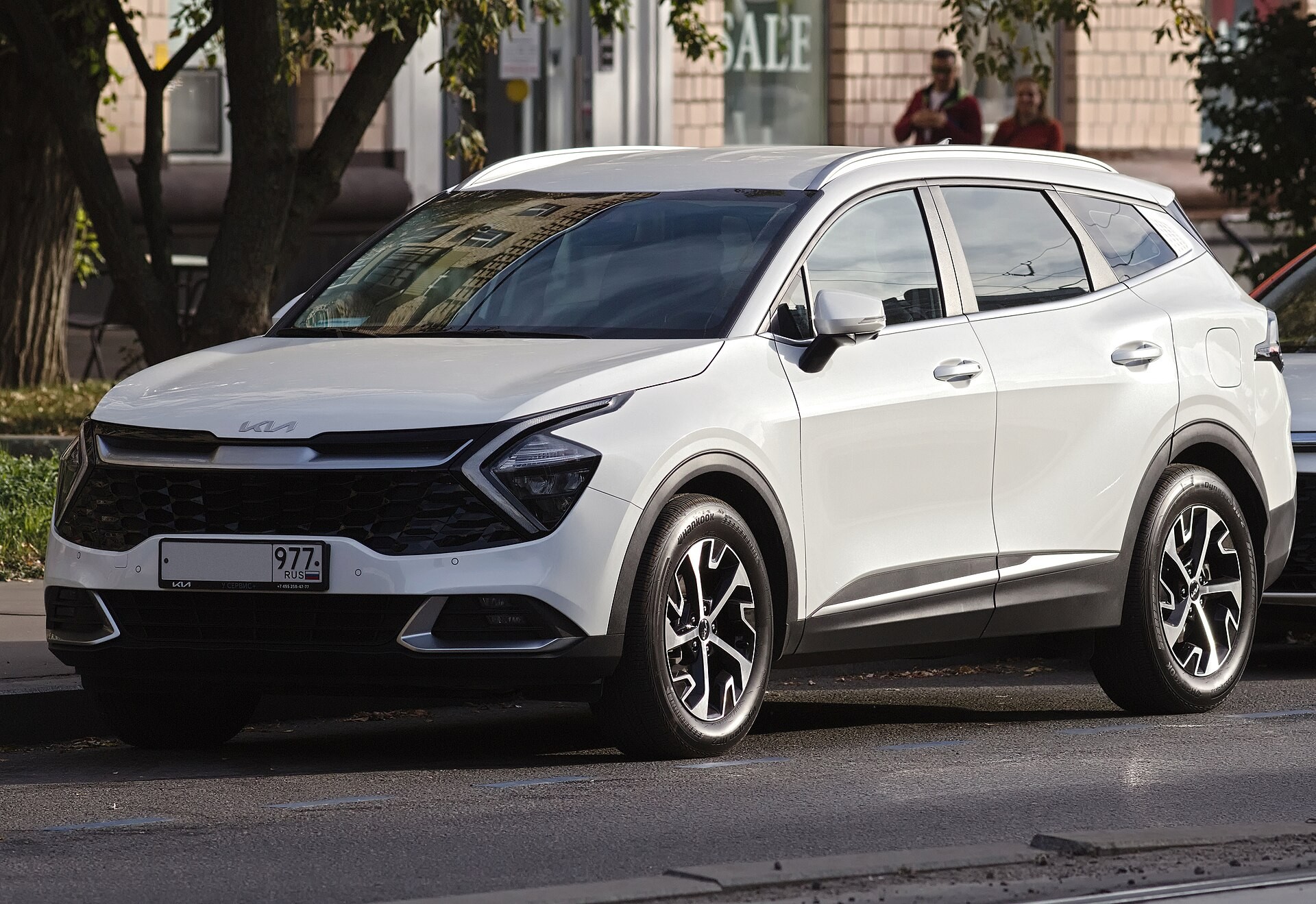 На помощь хомячкам KIA пришли великие русские художники (видео)